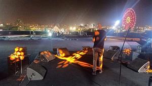 "أسعار التذاكر".. كواليس استعداد محمد منير لإحياء حفل غنائي غدًا (صور)