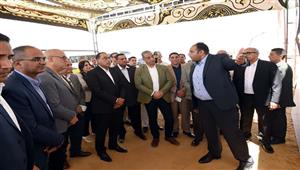 رئيس الوزراء يتفقد أعمال توسعات محطة تنقية مياه الشرب بالعزب الجديدة