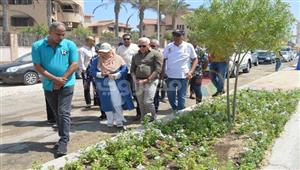 بالصور- محافظ بورسعيد يتفقد أعمال تطوير شارع 23 يوليو