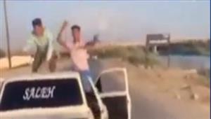 وقف على العربية.. تفاصيل ضبط متهم بالاستعراض بسيارته على الطريق