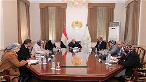 وزير التعليم يستعرض آليات تطوير المناهج للطلاب ذوي الإعاقة البصرية