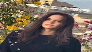 آمال ماهر تشارك جمهورها صورة من الطفولة.. والتعليقات: "قمر ومشتاق لصوتك"