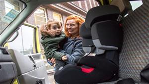 نصائح مهمة عند اصطحاب أطفال في السيارة