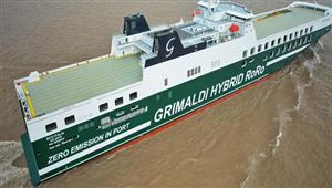 "رورو" بدون انبعاثات كربونية.. ميناء الإسكندرية يستقبل السفينة "إيكو إيطاليا"  - صور