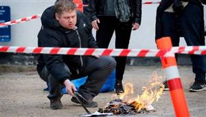 بعد حرق نسخة من القرآن.. عراقيون يقتحمون سفارة السويد في بغداد