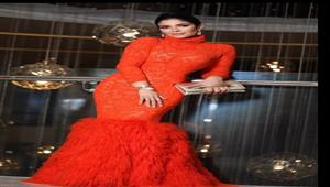 أول تعليق من منى زكي بعد تكريمها في حفل توزيع جوائز "JOY AWARDS"