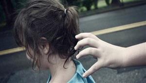 لاستبداله بابنها المتوفى.. سيدة تختطف طفلا خلال حفل في القليوبية