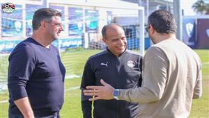 فيتوريا يزور معسكر منتخب الشباب ويجتمع بمحمود جابر
