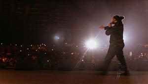 بالصور| عبدالفتاح الجريني يحيي أولى حفلاته في السعودية