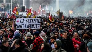 الإضرابات العمالية توقف نقل الوقود من المصافي في فرنسا