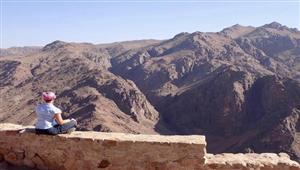 بالصور- أجواء شتوية رائعة بسانت كاترين.. والحرارة تنخفض 4 درجات تحت الصفر بهذه المناطق