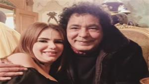 دنيا عبد العزيز توجه رسالة لـ محمد منير في عيد ميلاده 