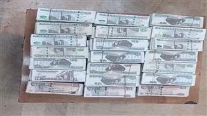  ضبط شخصين لاتهامهما بالاتجار في النقد الأجنبي