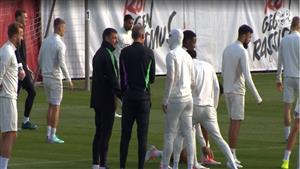 بعد دعم فلسطين وبيان النادي.. نصير مزراوي يعود لتدريبات بايرن ميونخ (صور)