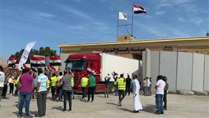 أحمد موسى عن مساعدات غزة: "لولا مصر والسيسي مكنش هيدخل كيلو رز"