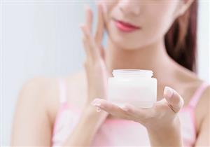 استعدادًا للشتاء- 4 كريمات لحماية بشرتِك من الجفاف