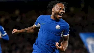 اقتحام منزل رحيم ستيرلينج أثناء تواجده مع أطفاله 