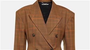 بليزر المربعات: كيف ترتديه في مختلف المناسبات؟