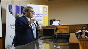 بتعاون أوروبي.. "تجارية الإسكندرية" تبحث تأهيل المباني العامة في مجال الطاقة المتجددة (صور) 