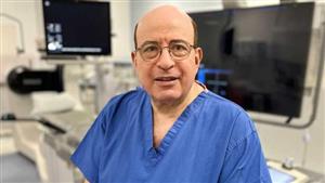 بعد ترؤسه الكلية الملكية للأطباء بإنجلترا.. من هو الطبيب المصري "هاني عتيبة"؟