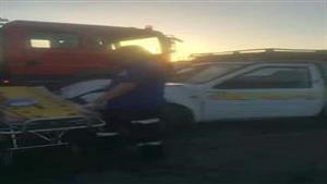 مصرع فتاة وإصابة 12 في حادث تصادم بأسيوط (صور)