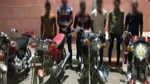 ارتكبوا 11 جريمة.. سقوط عصابة سرقة الدراجات النارية في بنى سويف