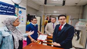 رئيس جامعة بنها يتفقد الخدمات الطبية المقدمة للمرضى بالمستشفى الجامعي
