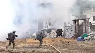 بسبب 7 أكتوبر.. إسرائيل تسلح 10 آلاف جندي احتياط بأسلحة داخل منازلهم