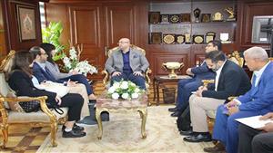 محافظ بني سويف يبحث كيفية إنشاء وحدة لإنتاج الطاقة من المخلفات