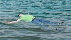 "وقع بالموتوسيكل في الرشاح".. مأساة شاب في أبو النمرس