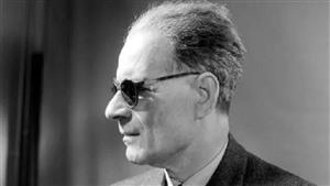 طه حسين وخمسون عاما من الحضور على المسرح الصغير 