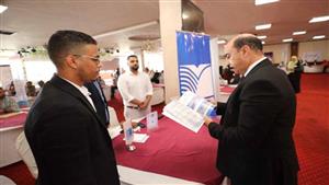 1300 فرصة عمل.. محافظ أسوان يفتتح ملتقى التوظيف الرابع - صور  