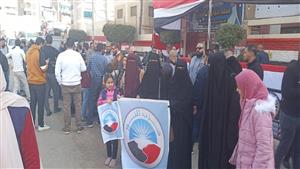 صور.. أعضاء حزب النور أمام لجان الانتخابات الرئاسية فى المنصورة