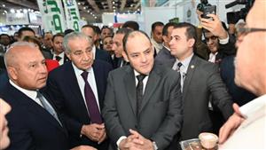وزير الصناعة يفتتح "فوود أفريكا" بمشاركة أكثر من 900 شركة 