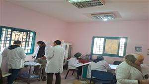 بالصور- الكشف على 936 مريضًا فى قافلة علاجية بالدقهلية