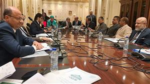 300 جنيه بدل مخاطر .. تعرف على تعديلات قانون المهن الطبية بعد موافقة "قوى النواب"