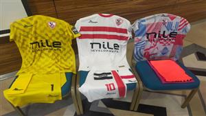 الزمالك بالزي الأساسي في مواجهة ساجرادا بالكونفدرالية