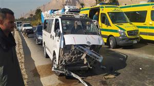 سيارات مهشمة.. تفاصيل تصادم بين 6 سيارات على الطريق الدائري