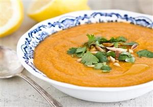 خبير تغذية يحذر: الإفراط في شوربة العدس يسبب هذا المرض