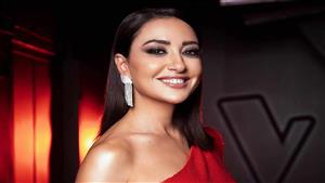 ناردين فرج بإطلالة أنيقة في ختام مهرجان الجونة السينمائي 