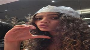 جانا دياب ترقص وتغني احتفالا بـ"الكريسماس"- فيديو