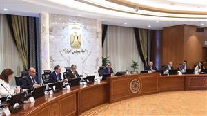 نشرة التوك شو.. حملات ضد المقيمين في مصر وإجراء حكومي مرتقب لتقنين أوضاعهم