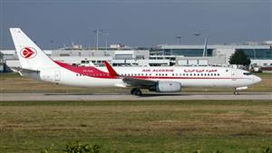 خاطر بحياته.. رجل يختبئ في مكان غير متوقع بطائرة متجهة إلى فرنسا