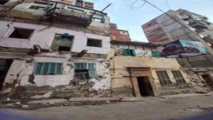 لخطورتها الداهمة .. إزالة أجزاء من 3 عقارات غربي الإسكندرية- صور