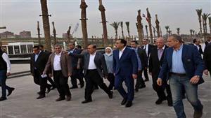 500 فدان.. رئيس الوزراء يتابع سير العمل بمشروع حدائق الفسطاط 