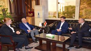 اتفاق تآخي بين الأقصر ومدينة سيكشفاهيرفار المجرية