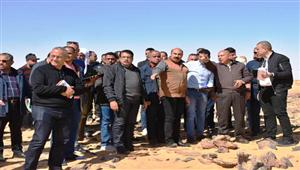 وزير النقل يعلن مد الخط الثاني للقطار الكهربائي السريع من أسوان لأبو سمبل