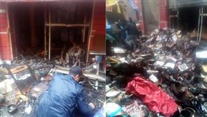 حريق يلتهم محلًا تجاريًا بالسوق الفرنساوي في الإسكندرية