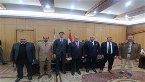 وفد السفارة اليابانية يناقش إنشاء وحدة لتجفيف الطماطم بالطاقة الشمسية في الأقصر  