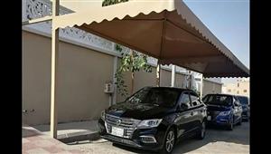 "القاهرة الجديدة" يعلن إجراءات وشروط تقنين وضع المظلات كأماكن انتظار للسيارات